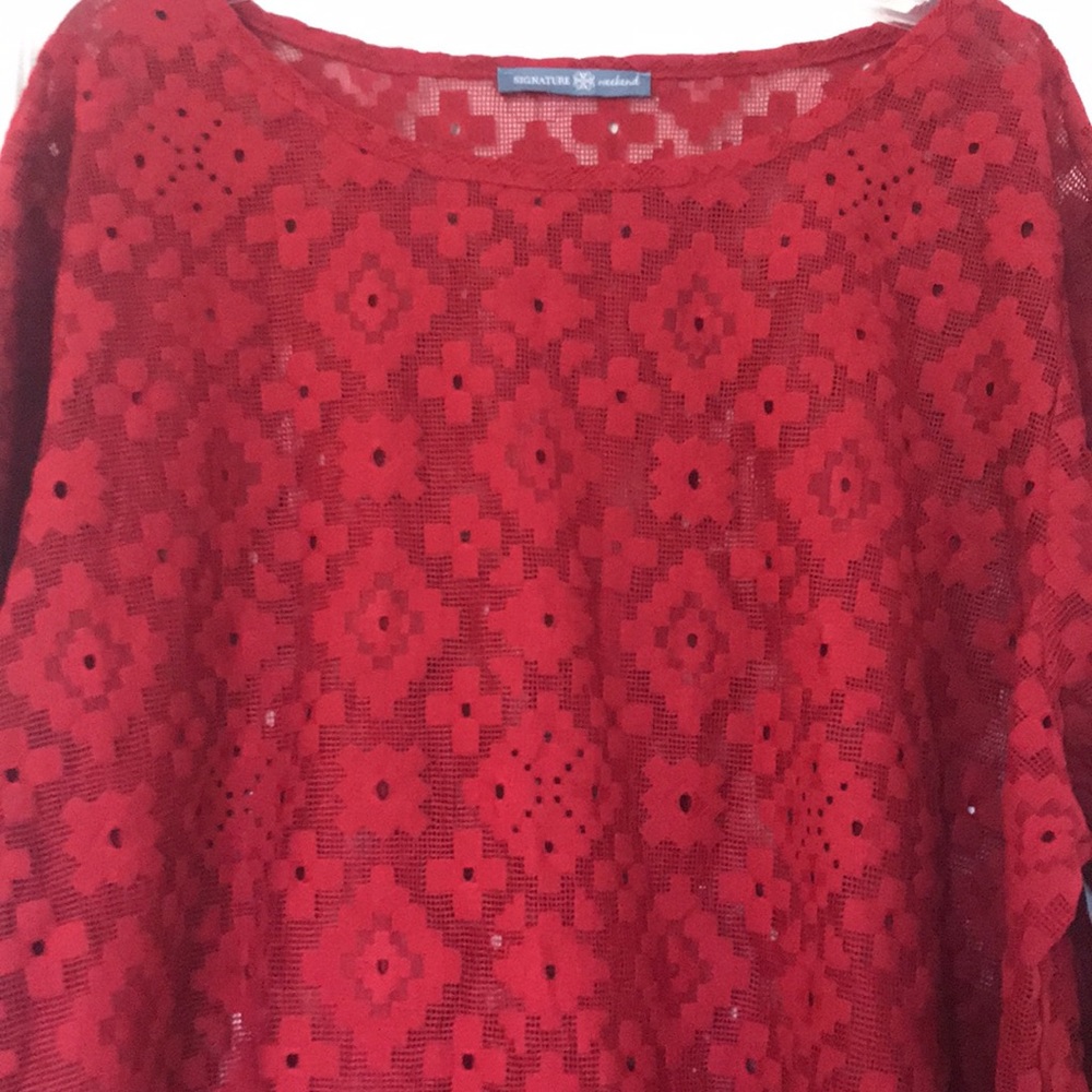 😍Ravishing In Red Signature Weekend Top😍 - Picture 2 of 6